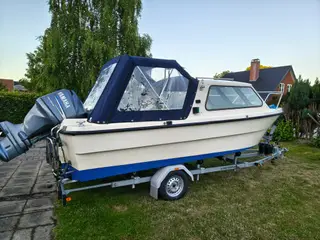 JOFA WINTH 555 MED YAMAHA F115HK OG 1000KG BRENDER