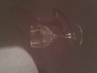 Holmegaard glas sælges styk eller samlet.