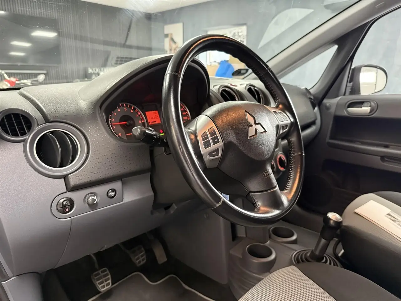 Billede 14 - Mitsubishi Colt 1,3 ClearT Elegance CP 95HK 5d