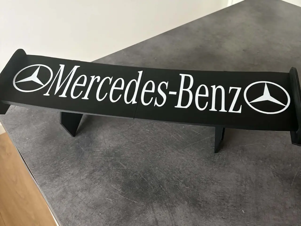 Billede 4 - Mercedes-Benz AMG spoiler væghylde