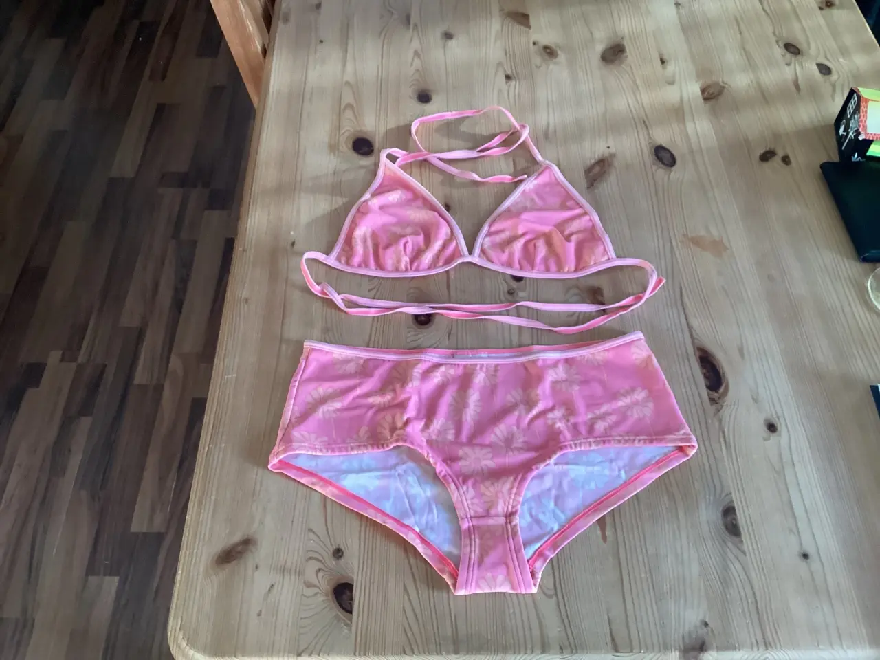 Billede 8 - Masser Af Bikini Forsk. Str.