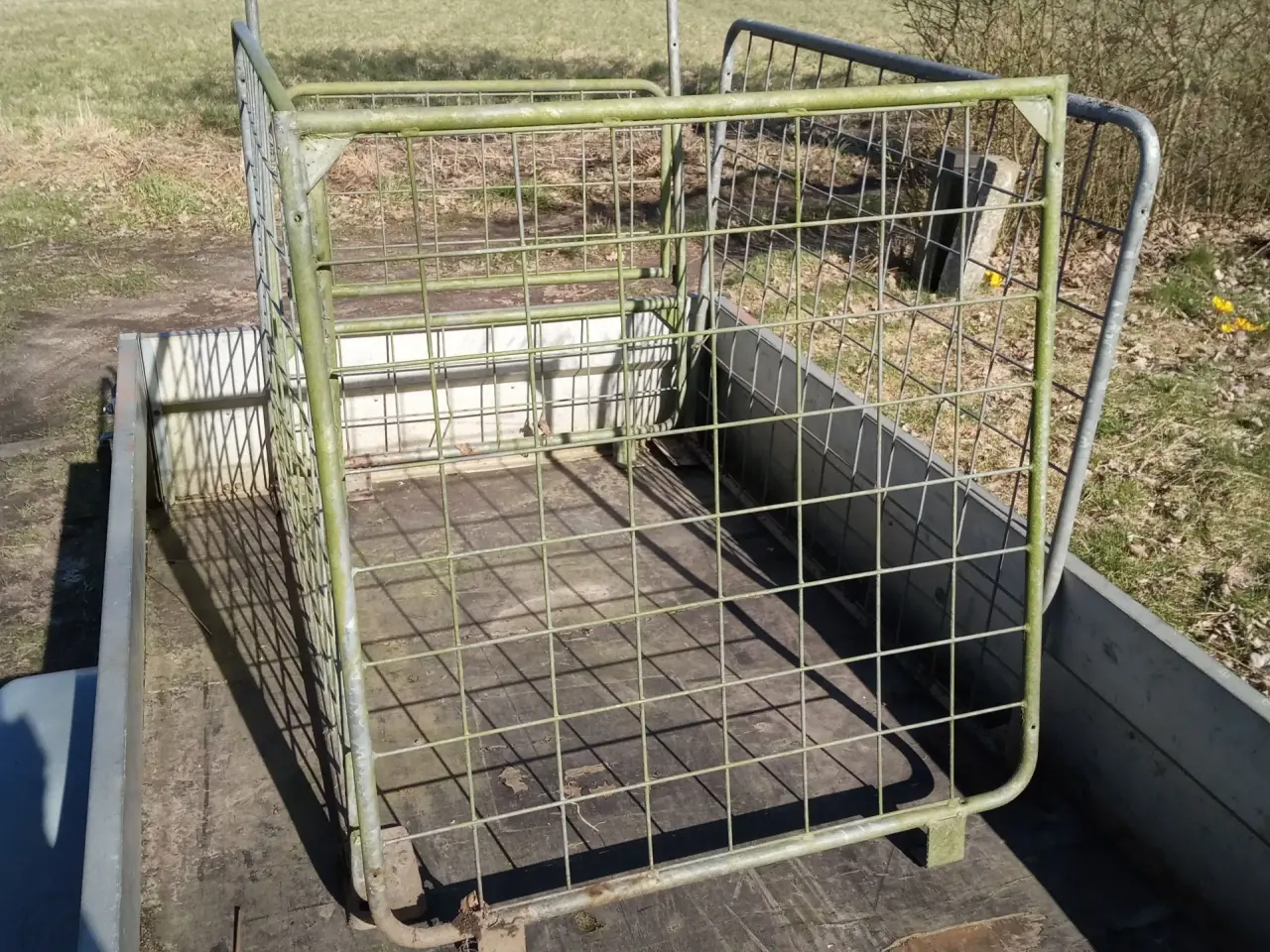 Billede 1 - Kompost beholder eller ?