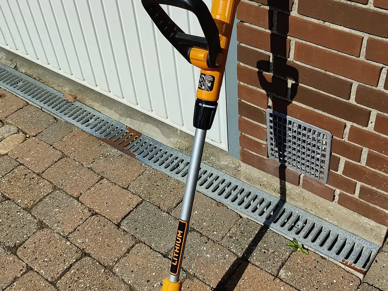 Billede 1 - Black & Decker græstrimmer m. Lithium Batteri