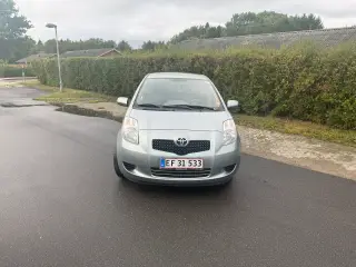 Toyota yaris 1.4 automatisk gear