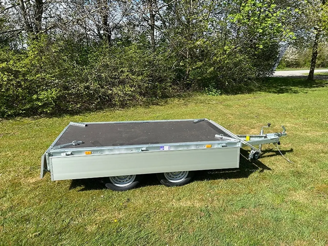 Billede 9 - EDUARD trailer 2514-750 Boggie-72