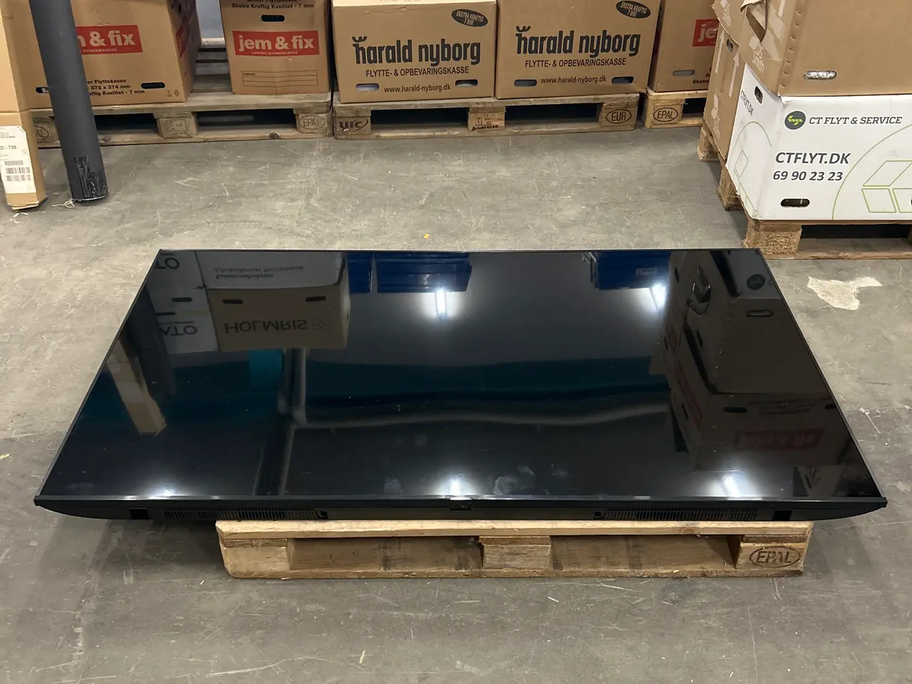 Billede 1 - Fjernsyn SAMSUNG 75” & dvd afspiller (LÆS BESKRIVELSE)