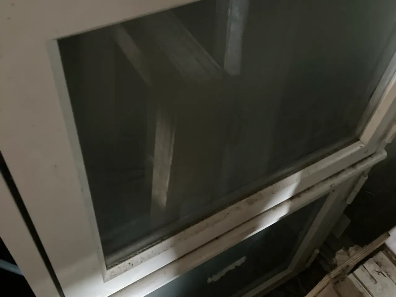 Billede 2 - Vindue M/ frostet glas