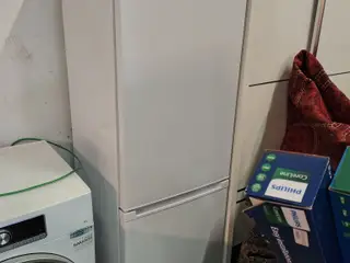 Køl/frys, demo BLOMBERG