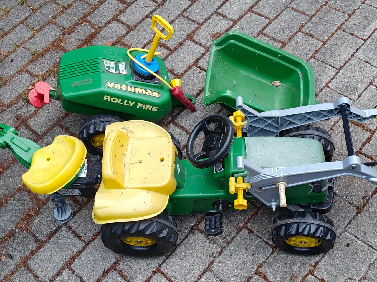 Billede 3 - Fin John Deere traktor med vogne og gravko bagpå