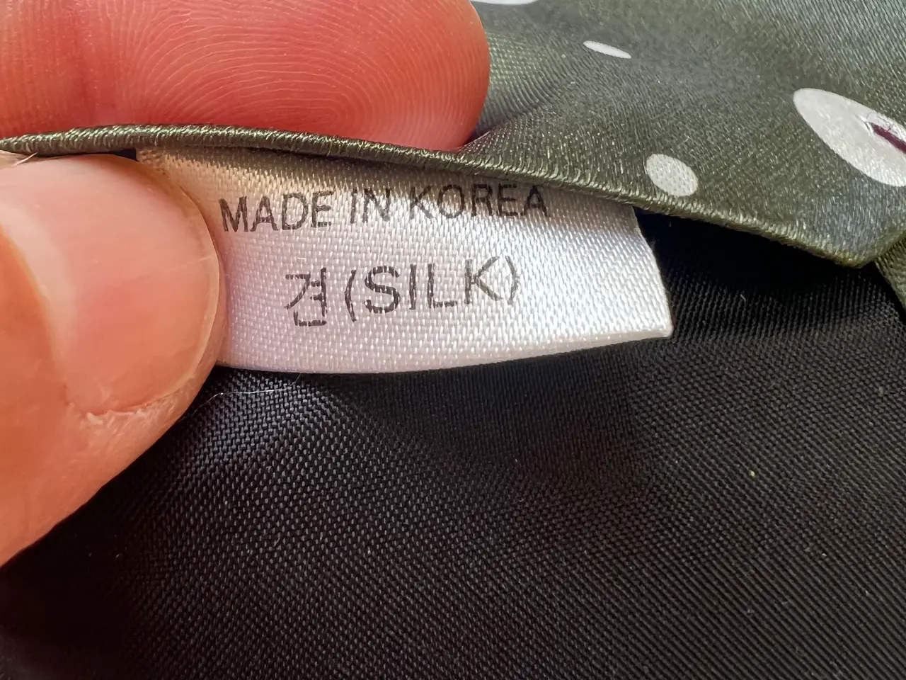 Billede 5 - Grønligt Slips m/Hvide Prikker. 100% Silke.