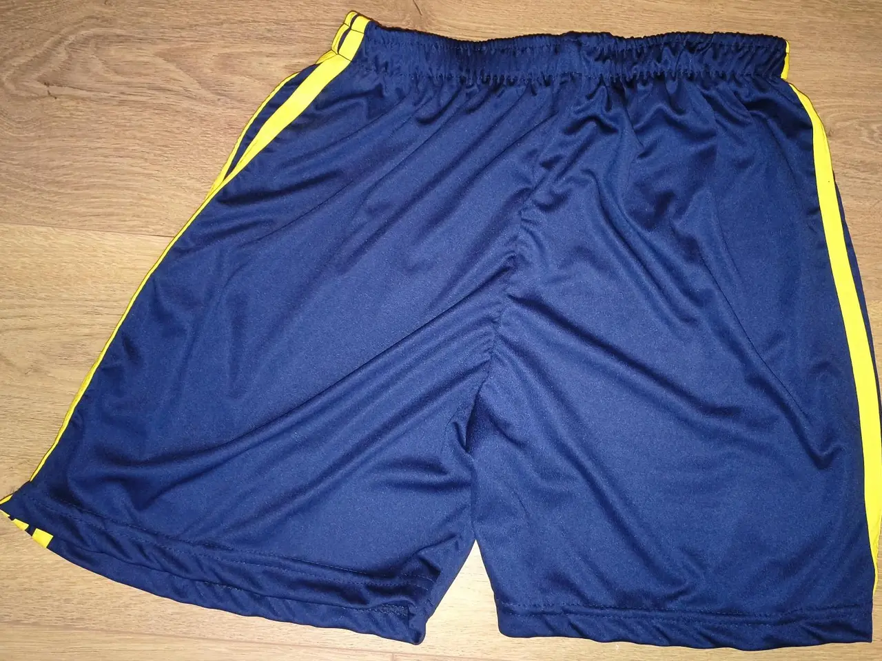 Billede 2 - SPANIEN SHORTS, ADIDAS, STR. 15-16 ÅR I FLOT STAND