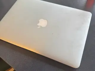MacBook Air 13,3”