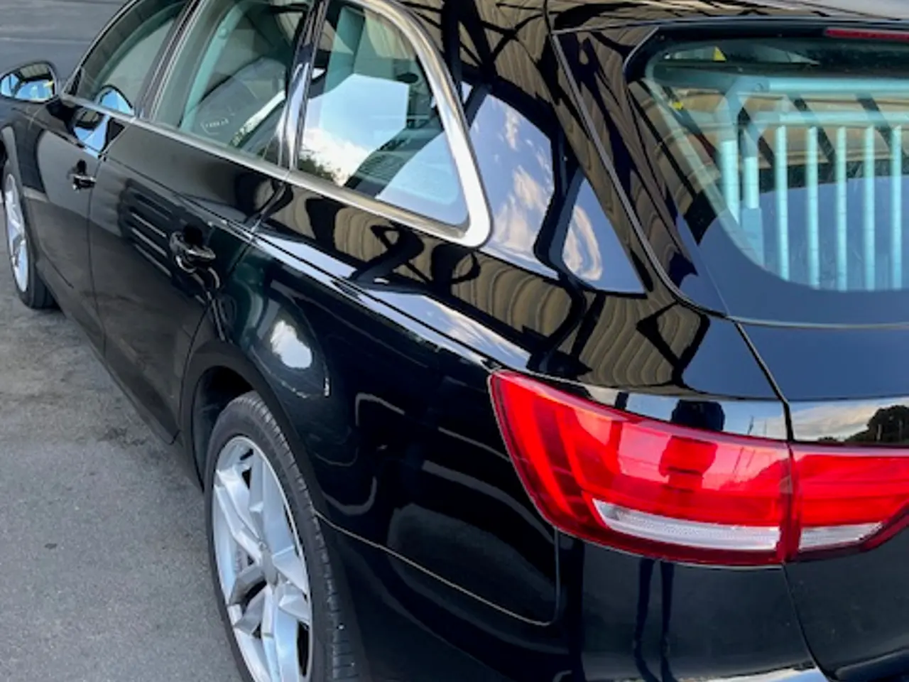 Billede 2 - Super flot Audi A4 stationcar til salg. Nysynet!