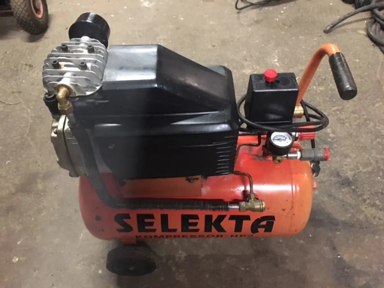 Billede 2 - Kompressor 2 hk