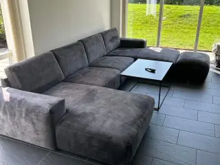 U sofa