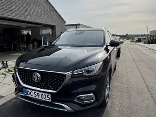 MG EHS 1,5 PHEV Luxury