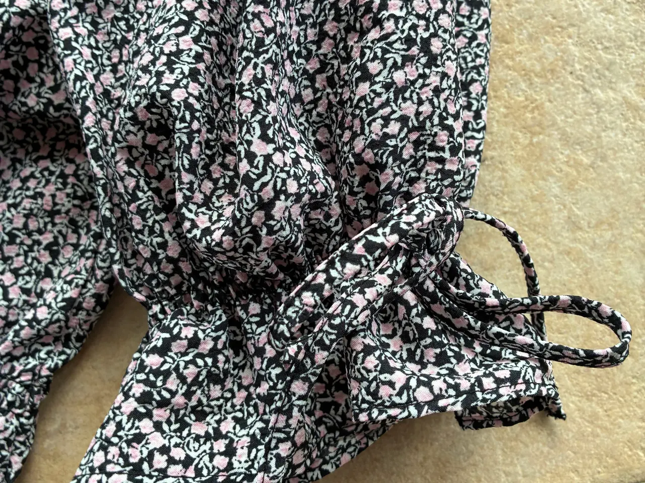 Billede 4 - H&M bluse str. M