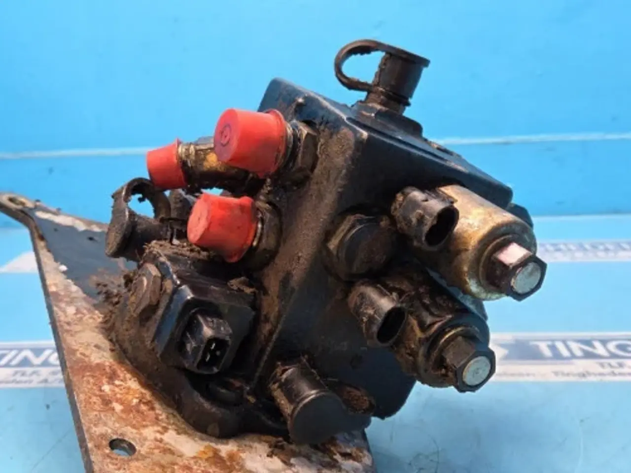 Billede 6 - Massey Ferguson 6260 Trykvalve 3792503M11