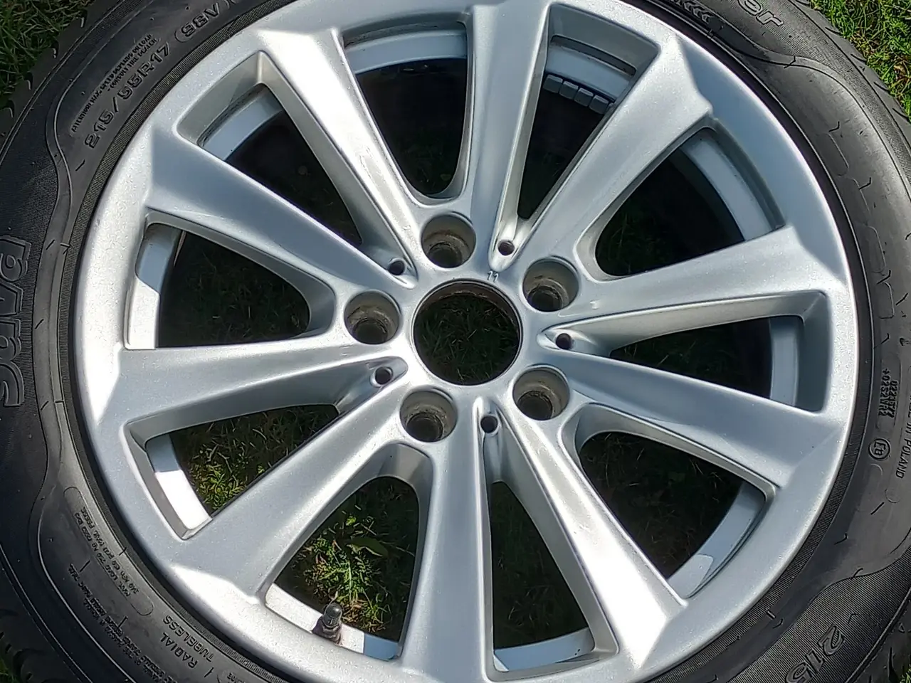 Billede 3 - Originale 17" BMW vinterhjul / vinterdæk, Tpms