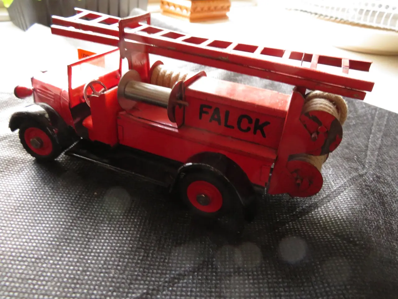 Billede 7 - Tekno Blikbiler. 6 stk. + reservedele.