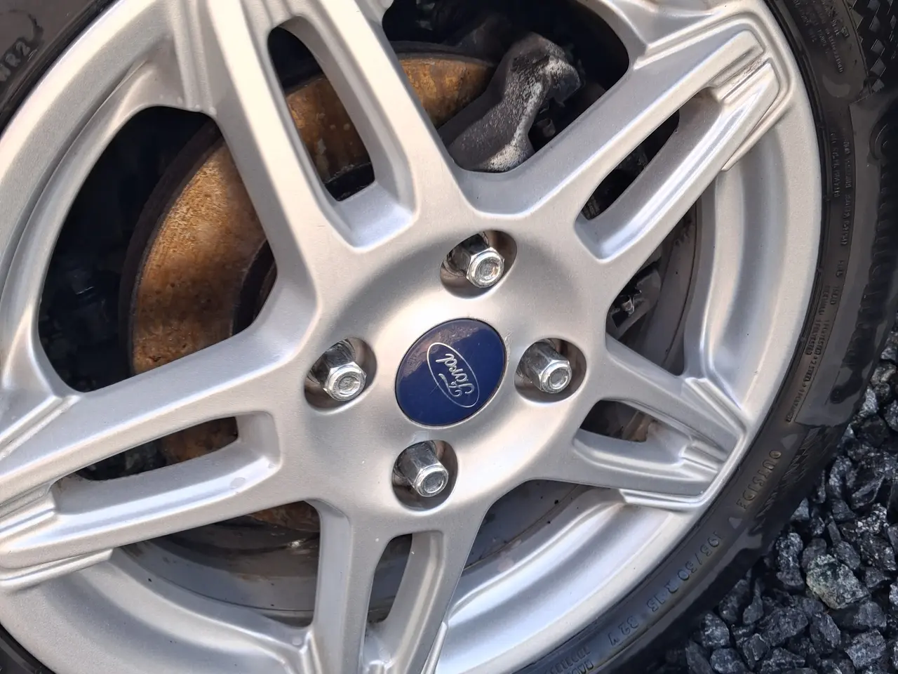 Billede 4 - Alufælge, 15 " med sommerdæk til Ford Fiesta