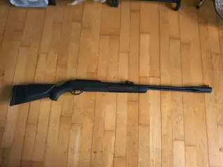 Gamo luftgevær model CFX 4.5 mm