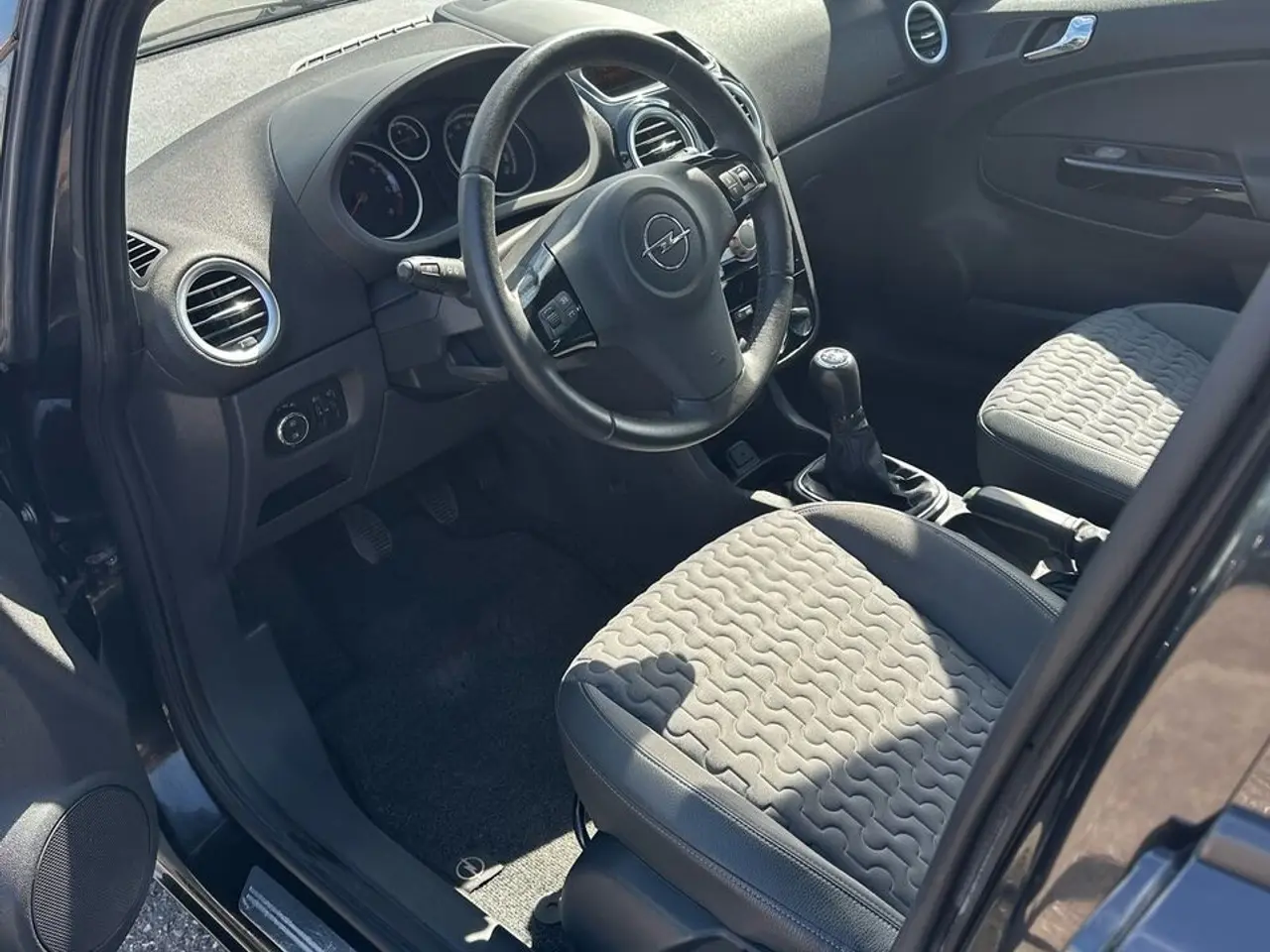 Billede 7 - Opel Corsa 1,3 CDTI DPF Cosmo 95HK 5d