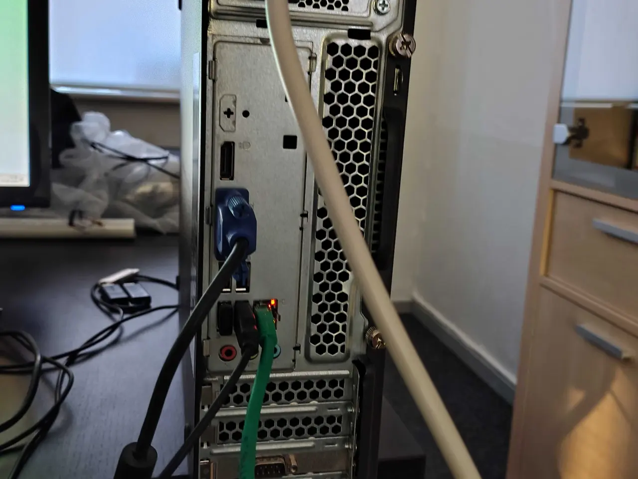 Billede 2 - Lenovo E73 stationær Asus skærm