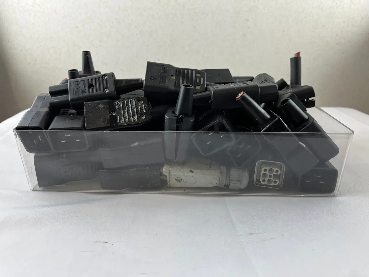 Billede 10 - Bulk parti IEC 60320 C13 C14 Power Connectors PDU