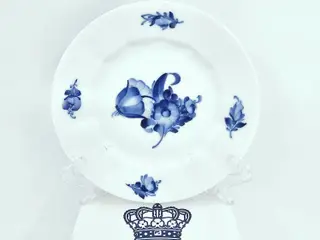 Blå Blomst Kantet Kagetallerken nr. 10-8553. sortering 1