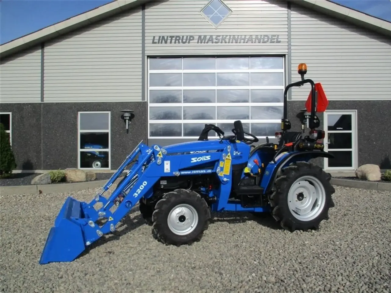Billede 11 - Solis S26 6+2 gearmaskine med Fuldhydraulisk frontlæsser