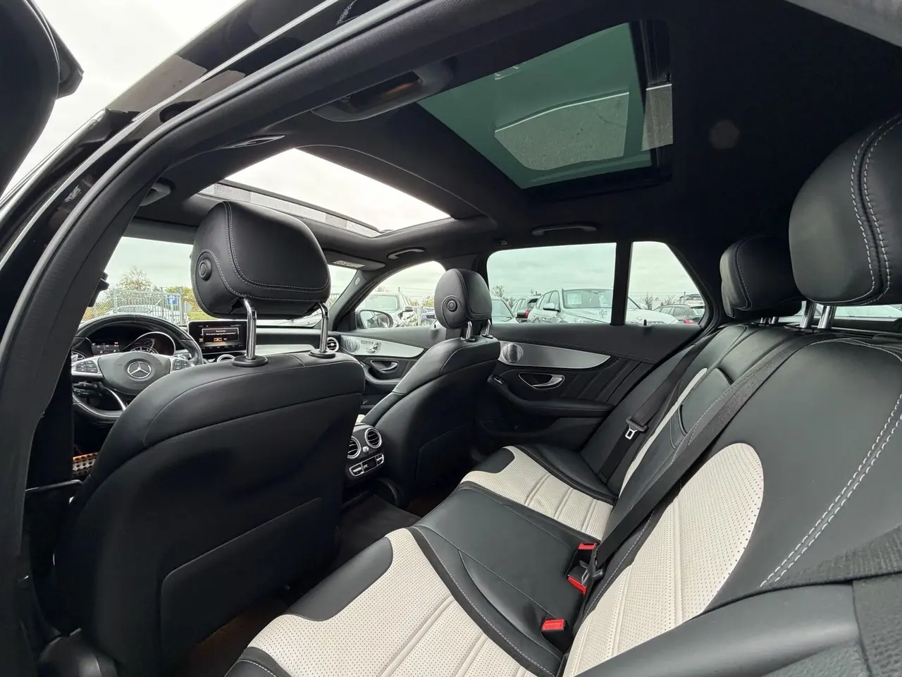 Billede 8 - Mercedes-Benz C63 AMG T 4,0 V8 AMG Speedshift 476HK Stc Aut.