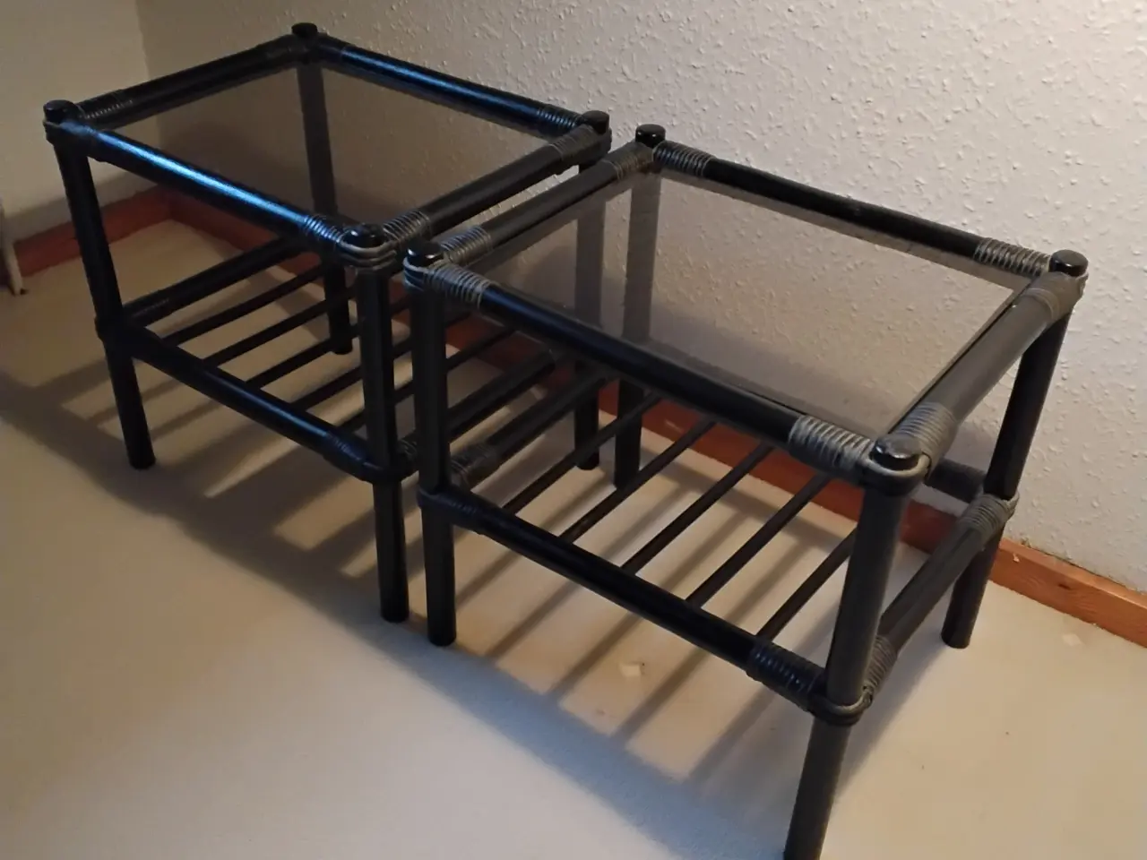 Billede 5 - Bambus sengegavl samt 2 sengeborde vintage