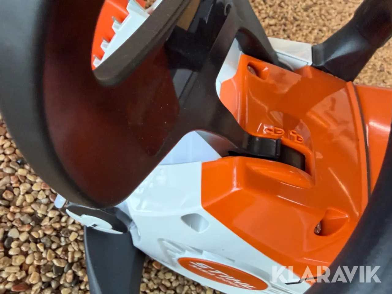 Billede 9 - Motorsav Stihl MSA 220C