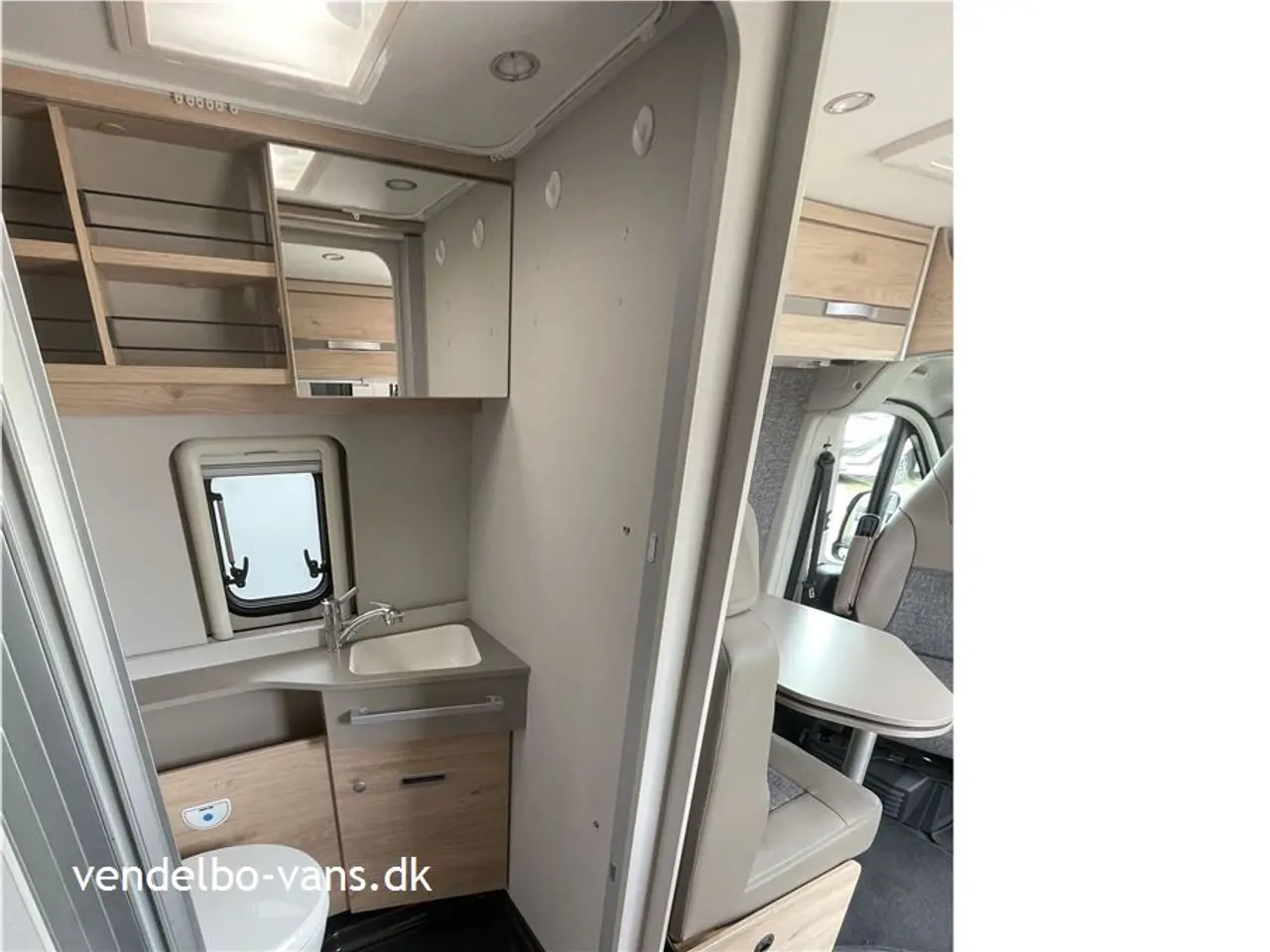 Billede 20 - 2023 - Dethleffs Globetrail   Enkeltsenge og stadig under 6 m