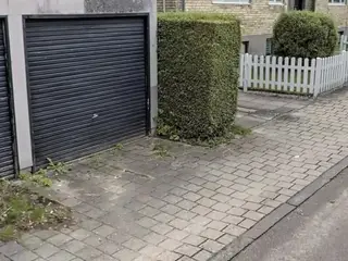 Garage i gadeplan