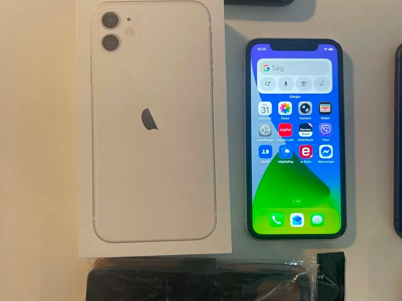 Billede 2 - 2 Stk. iPhone 11 - 64 GB