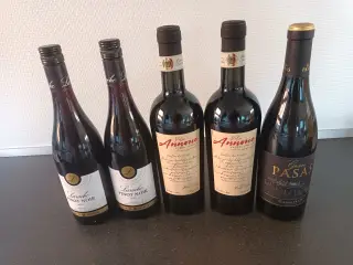 Rødvin 5 flasker god vin. Samlet 250 kr.