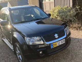 Suzuki granvitara