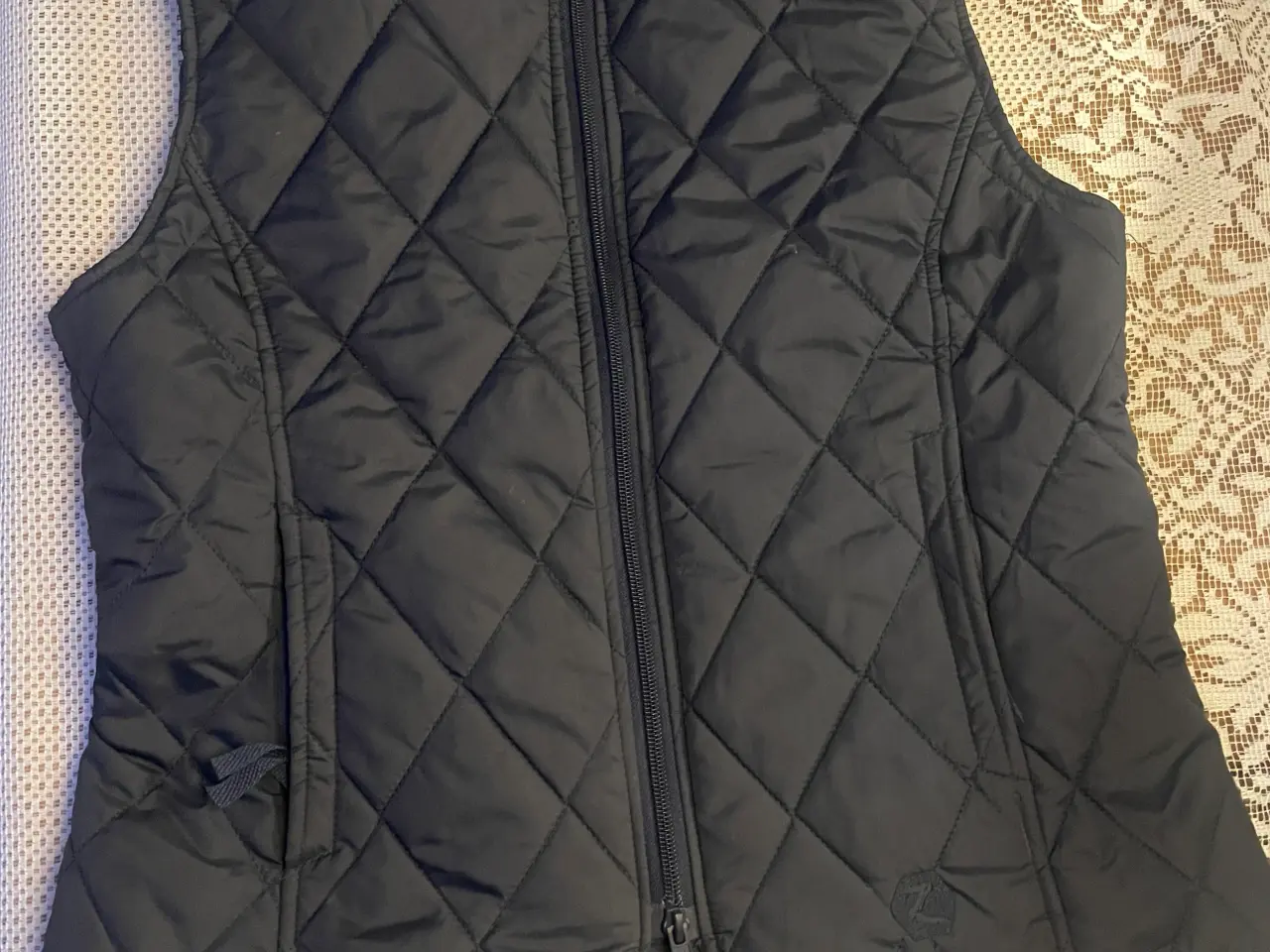 Billede 1 - Ridevest i blå. Str. 38. 