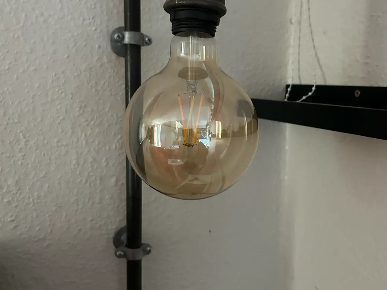 Billede 1 - Rørlampe.