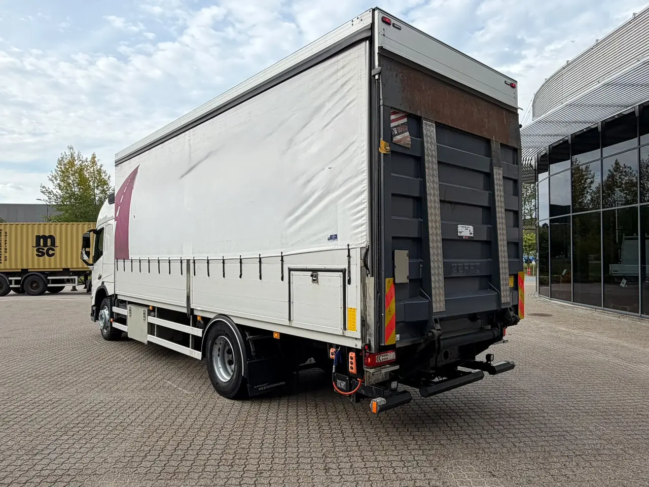Billede 3 - Volvo FM330 4X2, Presenning