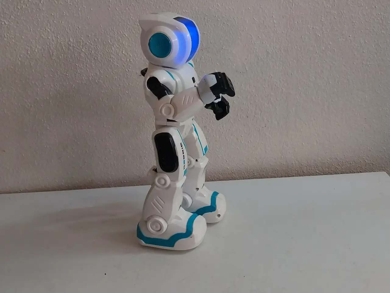 Billede 3 - Robot med lys, lyd og bevægelse