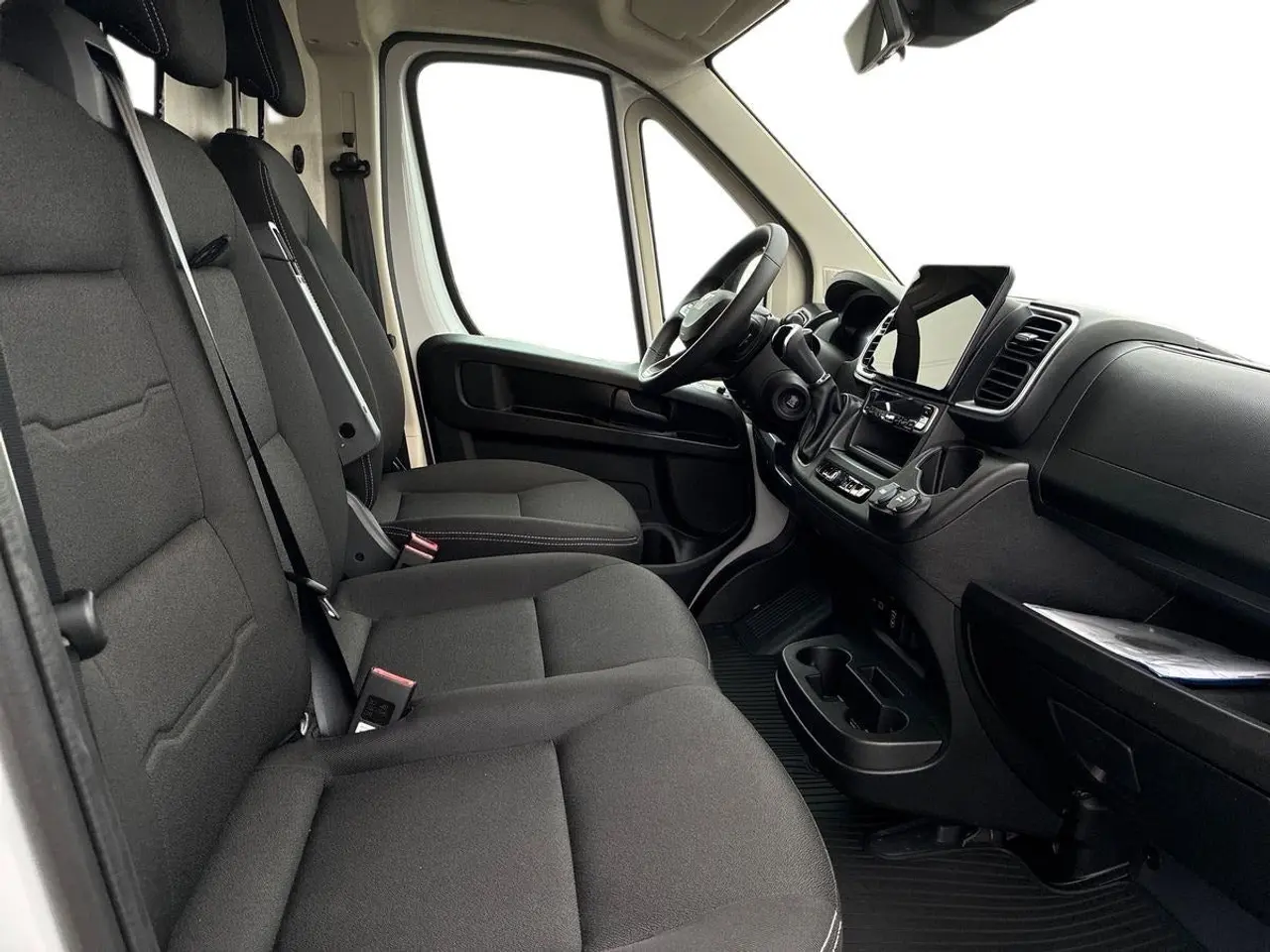 Billede 8 - Fiat Ducato 35 Maxi 2,2 MJT 180 Kassevogn L3H2 Pro+ aut.
