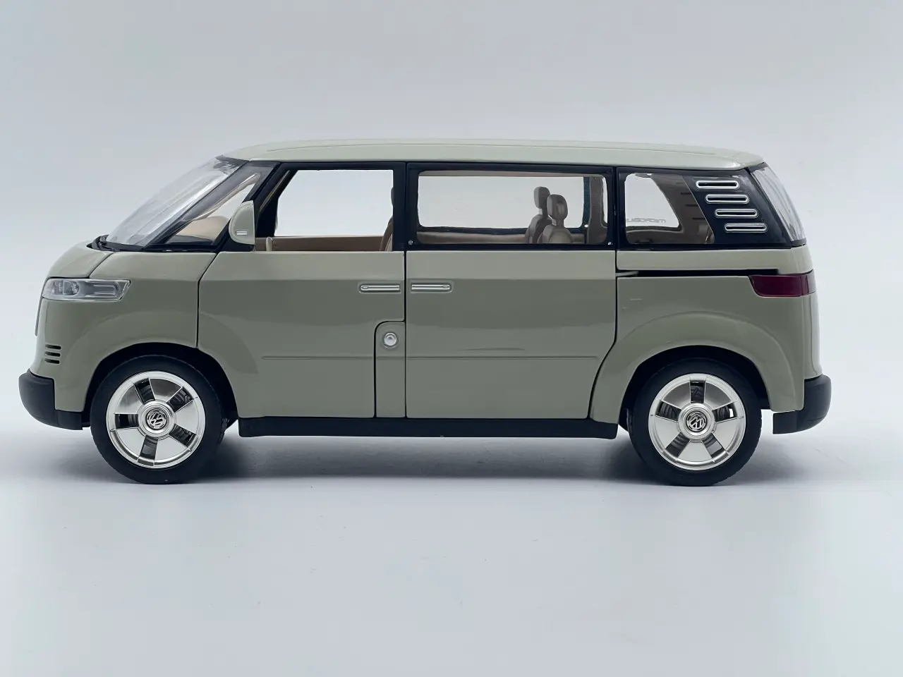 Billede 4 - 2001 VW Microbus Concept / ID. Buzz 1:18  
