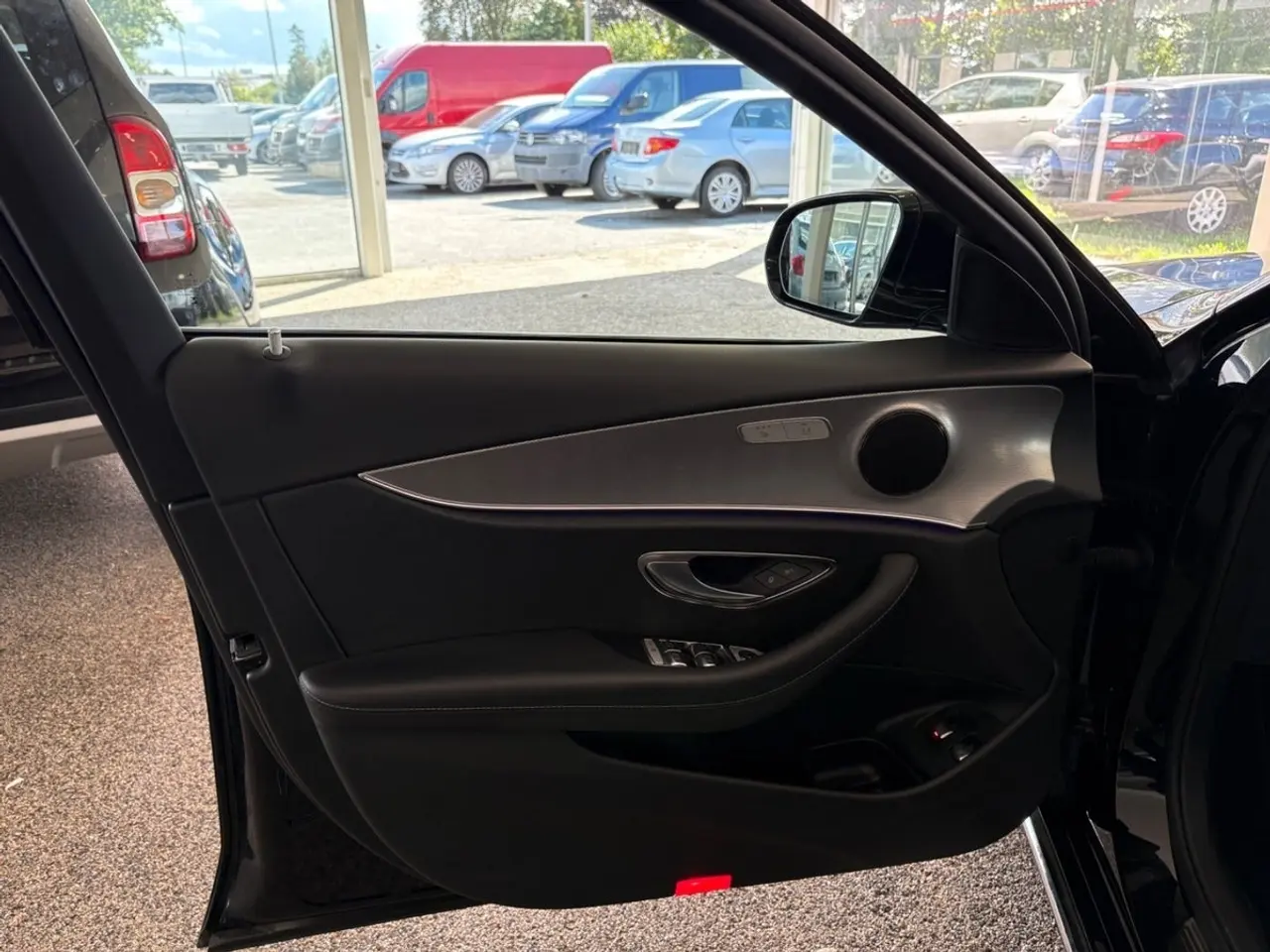 Billede 6 - Mercedes E300 de 2,0 Avantgarde stc. aut.