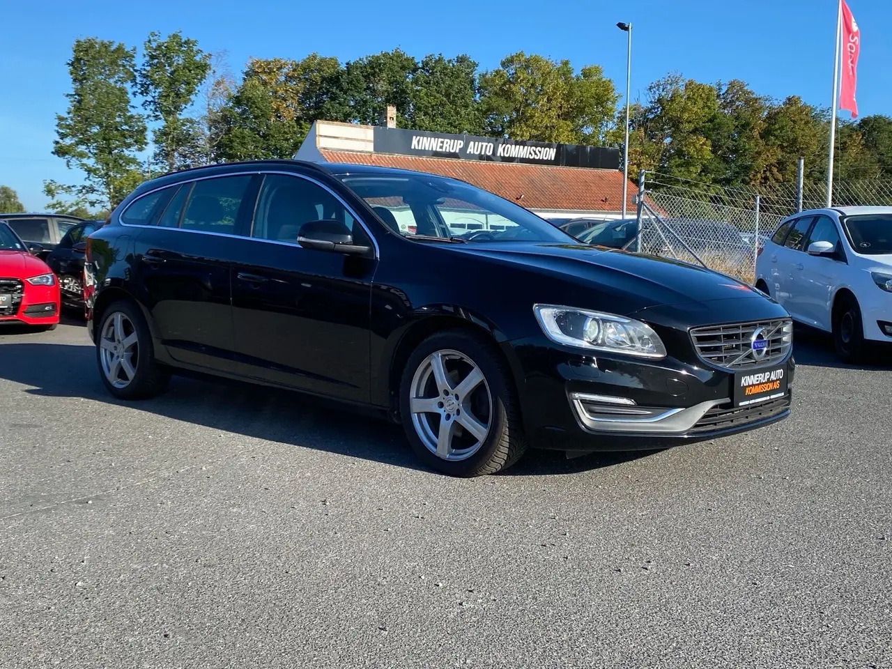 Billede 2 - Volvo V60 2,0 D2 Momentum 120HK Stc 6g Aut.
