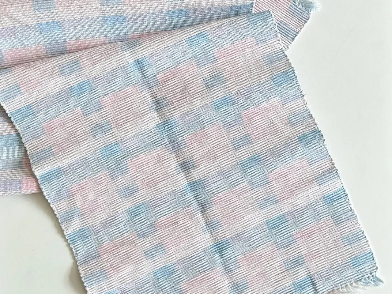 Billede 4 - Bordløber, ruflet med pasteller og frynser, 104 x 32 cm