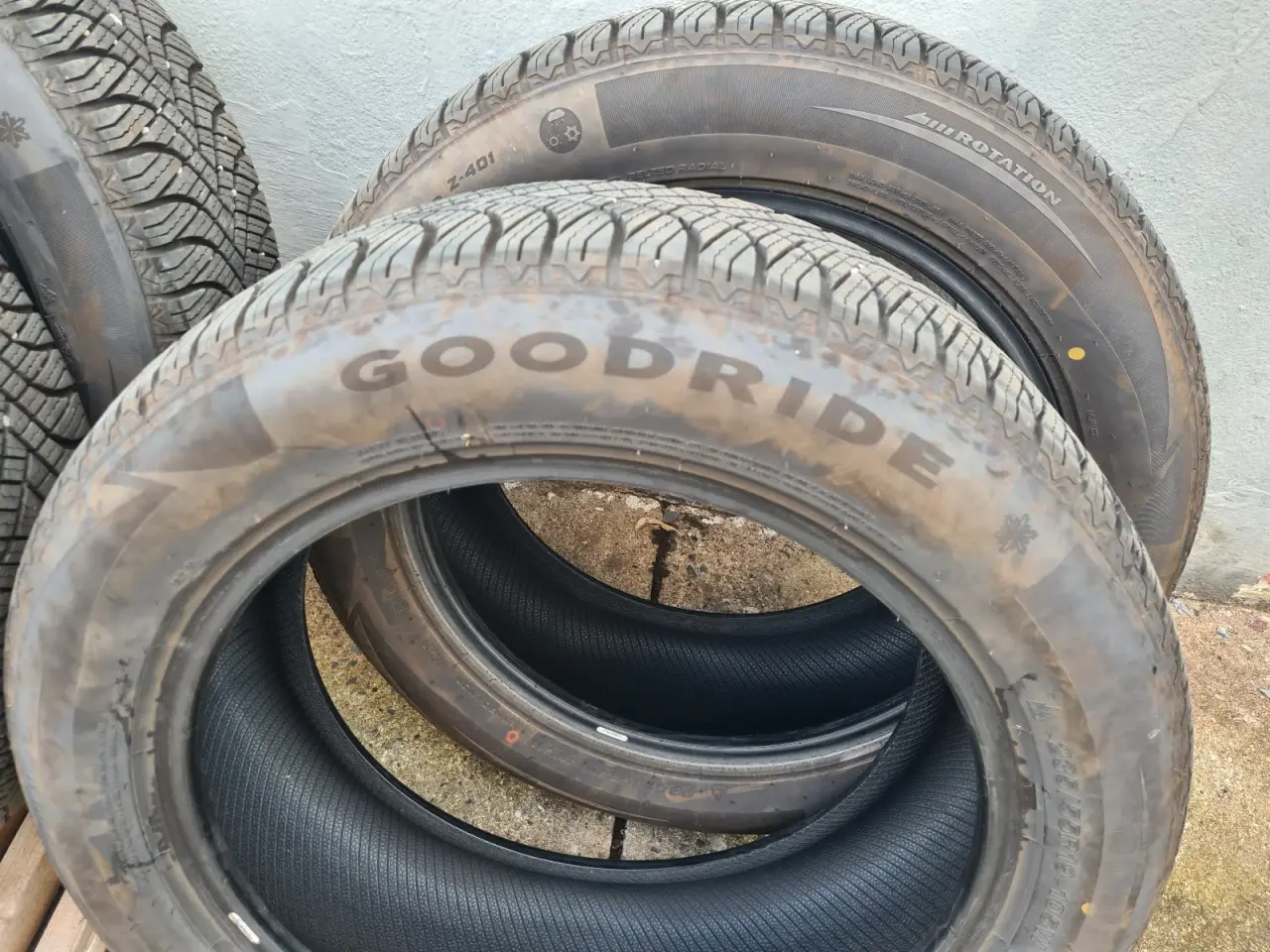 Billede 4 - Goodride helårsdæk