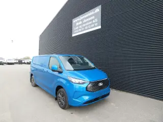 Ford E-Transit Custom 340 L2H1 EL Limited 218HK Van Aut.